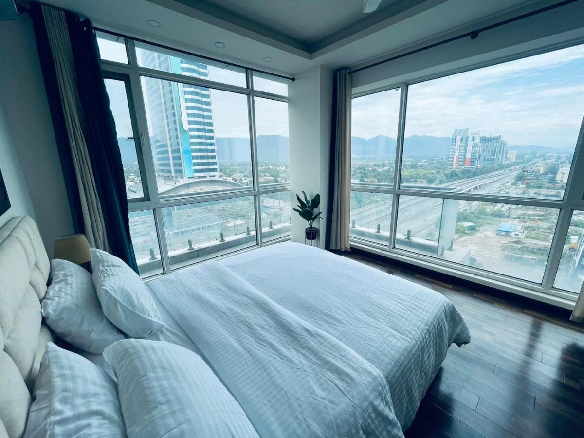 High Rise Presidential Suite In Elysium Opp Centaurus Islamabad Extérieur photo